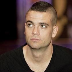 Mark Salling - "Glee" press conference portraits by Armando Gallo (Los Angeles, September 28, 2010) - 9xHQ UrcqORsP