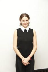Shailene Woodley - Insurgent press conference portraits by Herve Tropea (Beverly Hills, March 6, 2015) - 12xHQ VbFOmkuR