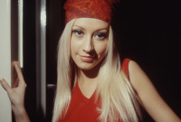 Кристина Агилера (Christina Aguilera) Van Leuween photoshoot 2000 - 8xHQ YDVqjB9o