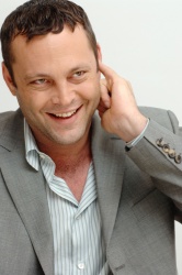 Vince Vaughn - Wedding Crashers press conference portraits by Vera Anderson (Los Angeles, June 12, 2005) - 2xHQ YHUe80gh